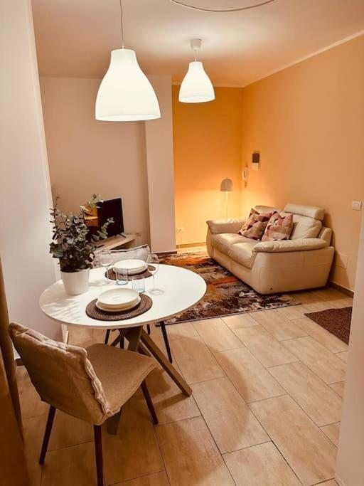 Malu Apartment Peschiera Borromeo Ngoại thất bức ảnh